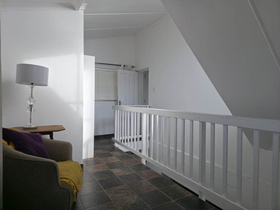 5 Bedroom Property for Sale in Wavecrest Eastern Cape